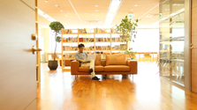 どこで働くかは関係ない！大企業のブランドを設計するWebデザイナー！