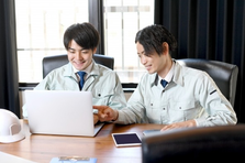 立ち上げから保守までWeb開発の全工程を経験！経験0からプロのエンジニアへ