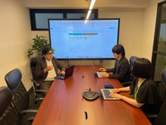 それぞれが課題を持って真剣に仕事に取り組んでいます！