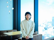 斎藤 陽介（取締役 CTO）機械学習・レコメンドアルゴリズムを専門に研究・実装を重ね、論文執筆や開発リード経験を持つ。CaratではCTOとして、AIジョブサーチのアーキテクチャ設計からLLM活用、開発文化づくりまで技術面を牽引。「理論と実装をつなぐ」をモットーに、アルゴリズムを実際のユーザー体験へ落とし込むことに情熱を注ぐ。日々、新しいAIエージェントや開発ツールを試し、チームの生産性を限界まで高める挑戦を続けている。