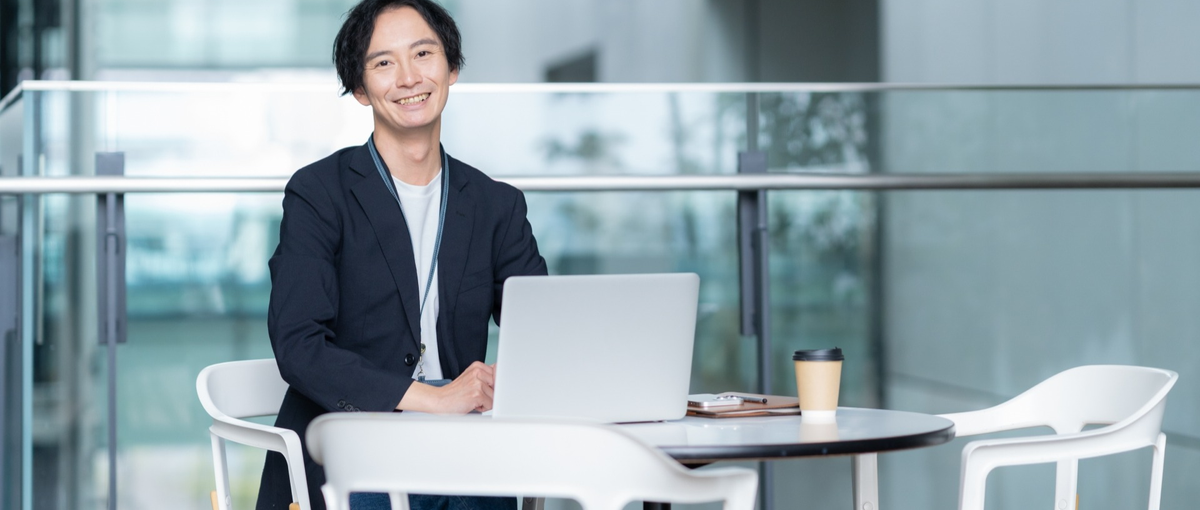 PHPエンジニア│時間・場所に縛られず働く！学生向け自社サービスの開発