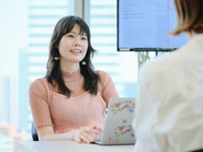 エンジニアやデザイナーが顧客先に出向きインタビューをすることも！