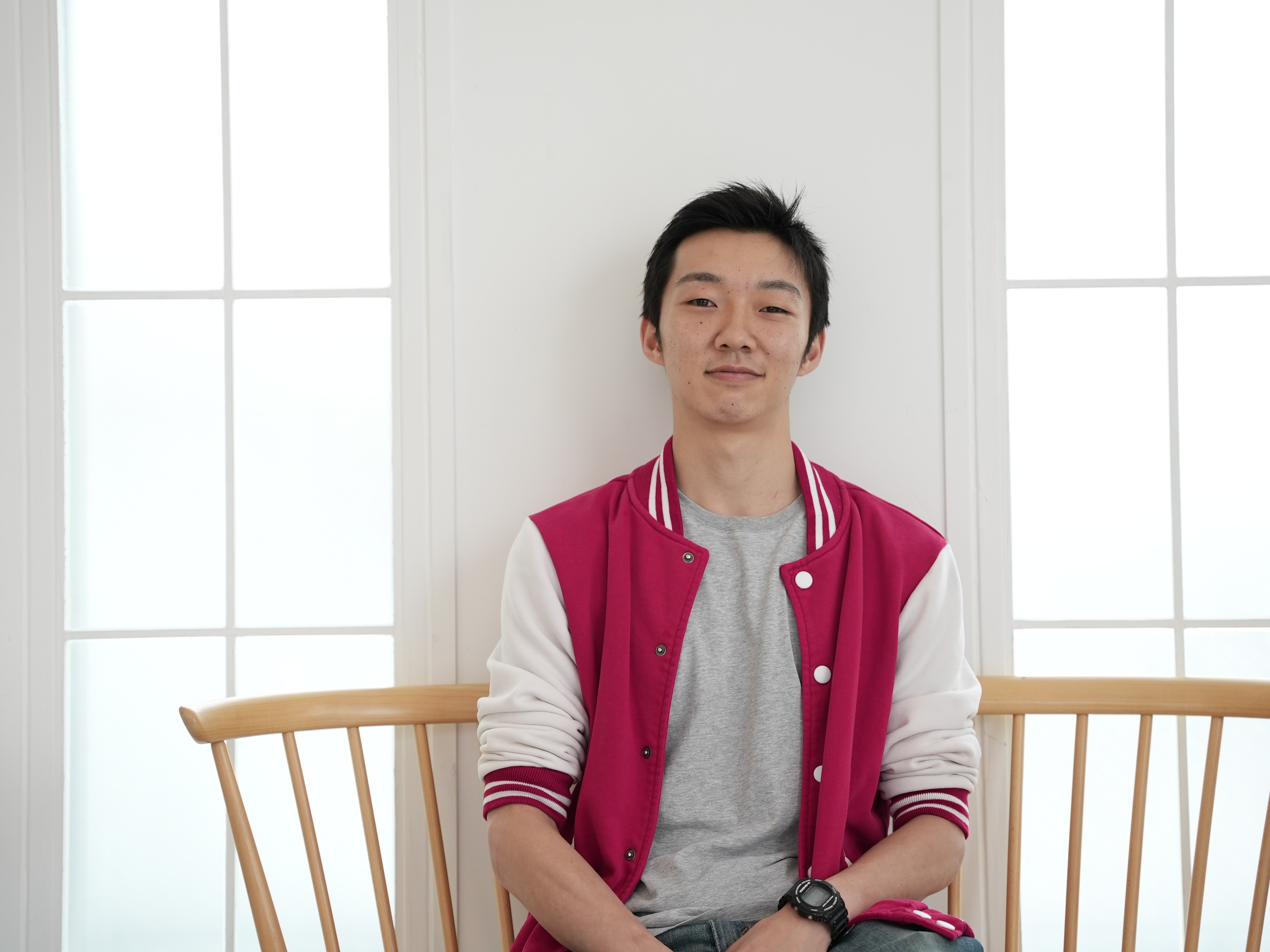 大学を1年で中退してアメリカへ渡った若者が、起業家に変身を遂げるまでのストーリー