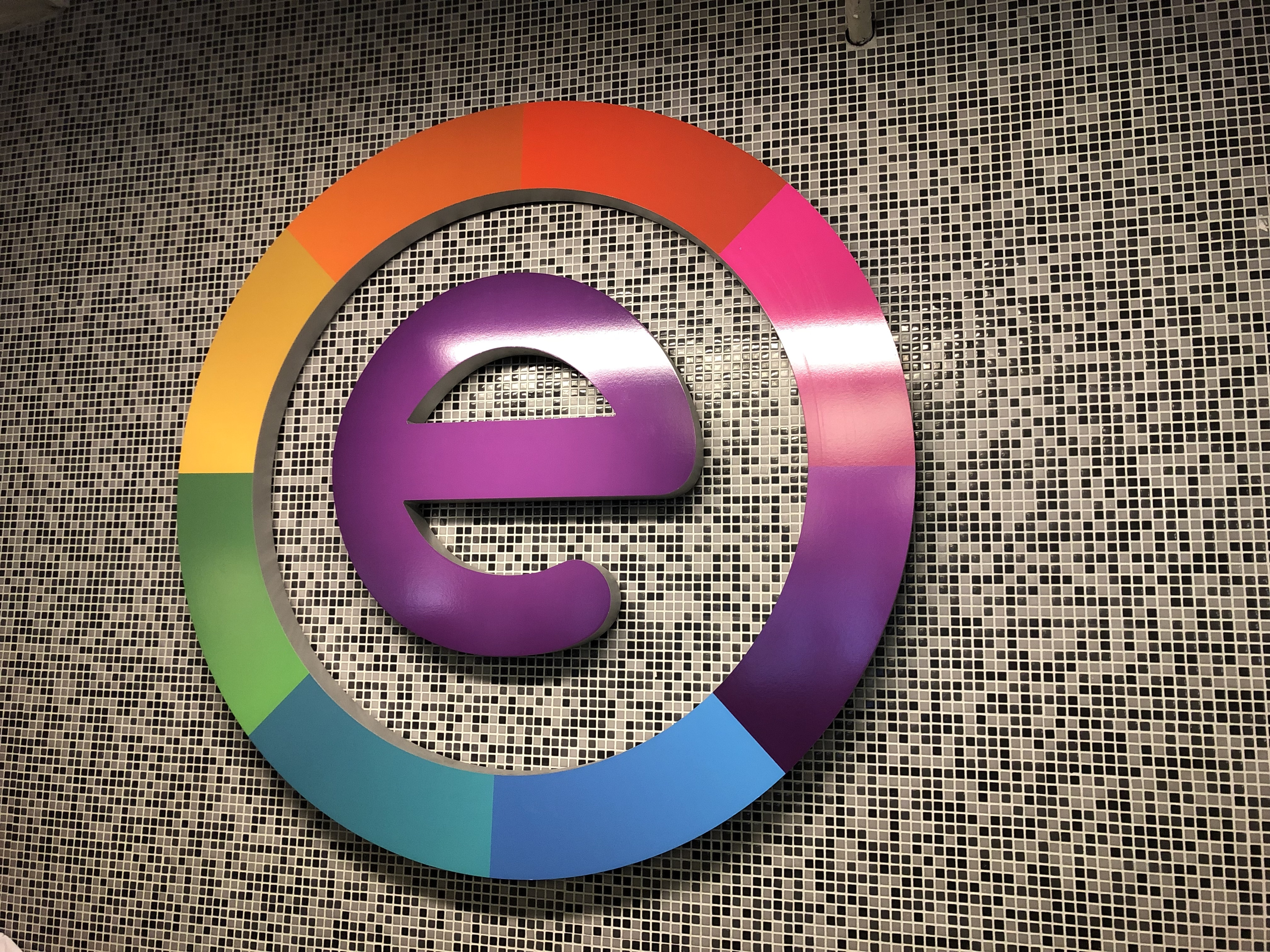 NY最大のアクセラレーターであるERAの投資責任者に聞いた、「最も効率的な投資用デッキの作り方のためのガイド」