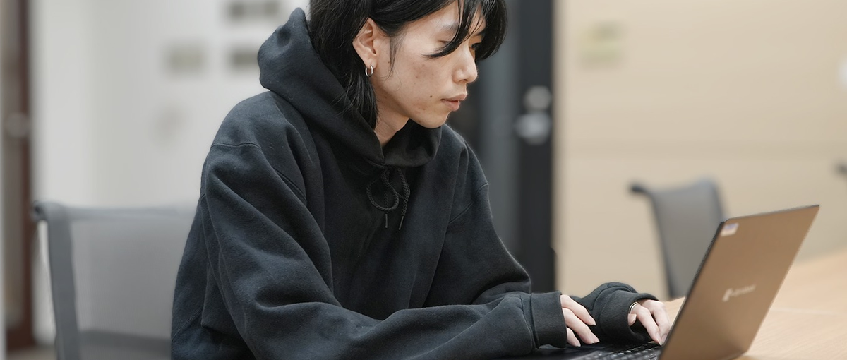 アパレルECで1年でメインDへ！夢を叶える急成長マルチタスクディレクター