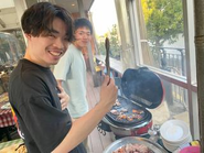 懇親会でBBQ！新しいメンバーもすぐに打ち解ける環境です