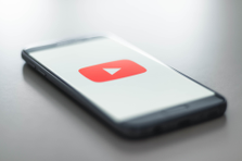 YouTubeマーケの商材を売りまくる、リーダー候補のセールス募集！