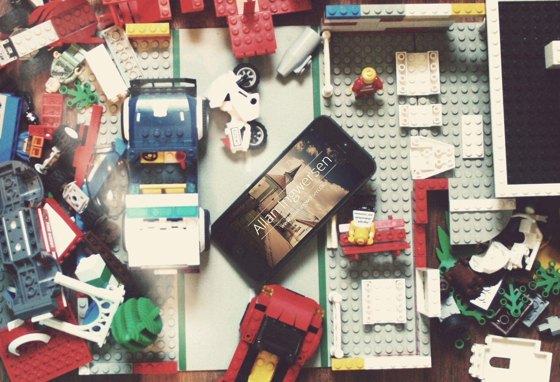 Web&アプリをよりよく魅せれる！高品質モックアップ10選