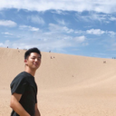 岸 龍一