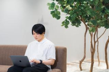 自社のサイト制作担当からクライアントの課題解決ができるWebディレクターへ