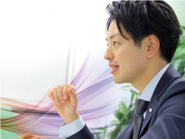 22歳で起業した代表の清水。3年後には上場を目指しています！