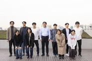 日本国内20名、海外法人を含め約130名規模のメンバーが働いています。