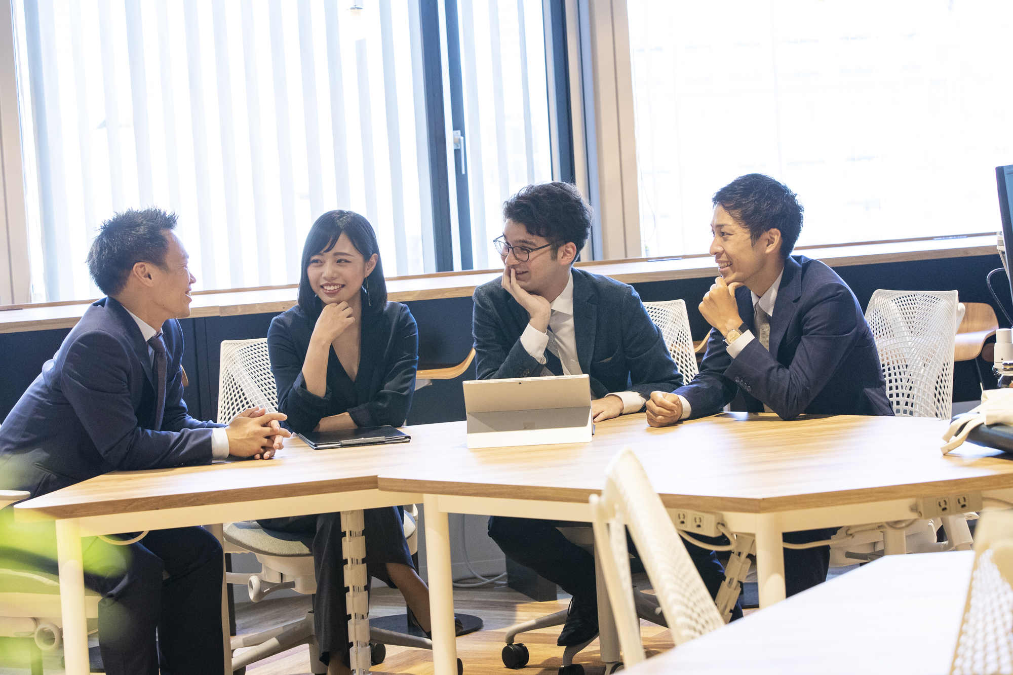 コスモスイニシアを動画で紹介