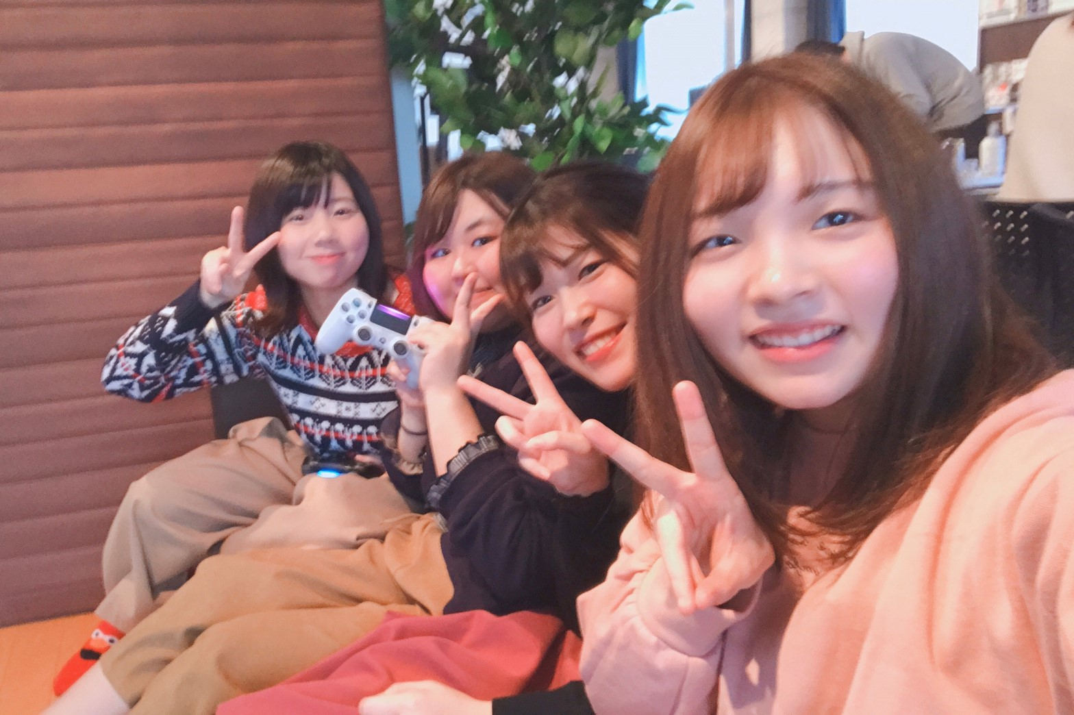 2020年！新年会でタコパと書き初めやりました★