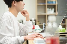 直近6か月の離職ゼロ。圧倒的成長で自分に自信とキャリアを。