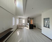 Living~Kitchen+Dinning
