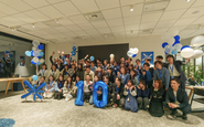 社員旅行や定例会などイベントも複数開催しております。「メンバー間の近さ」による「コミュニケーションの円滑さ」が事業の成長スピードに繋がっています。