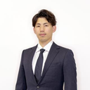 上田 康介