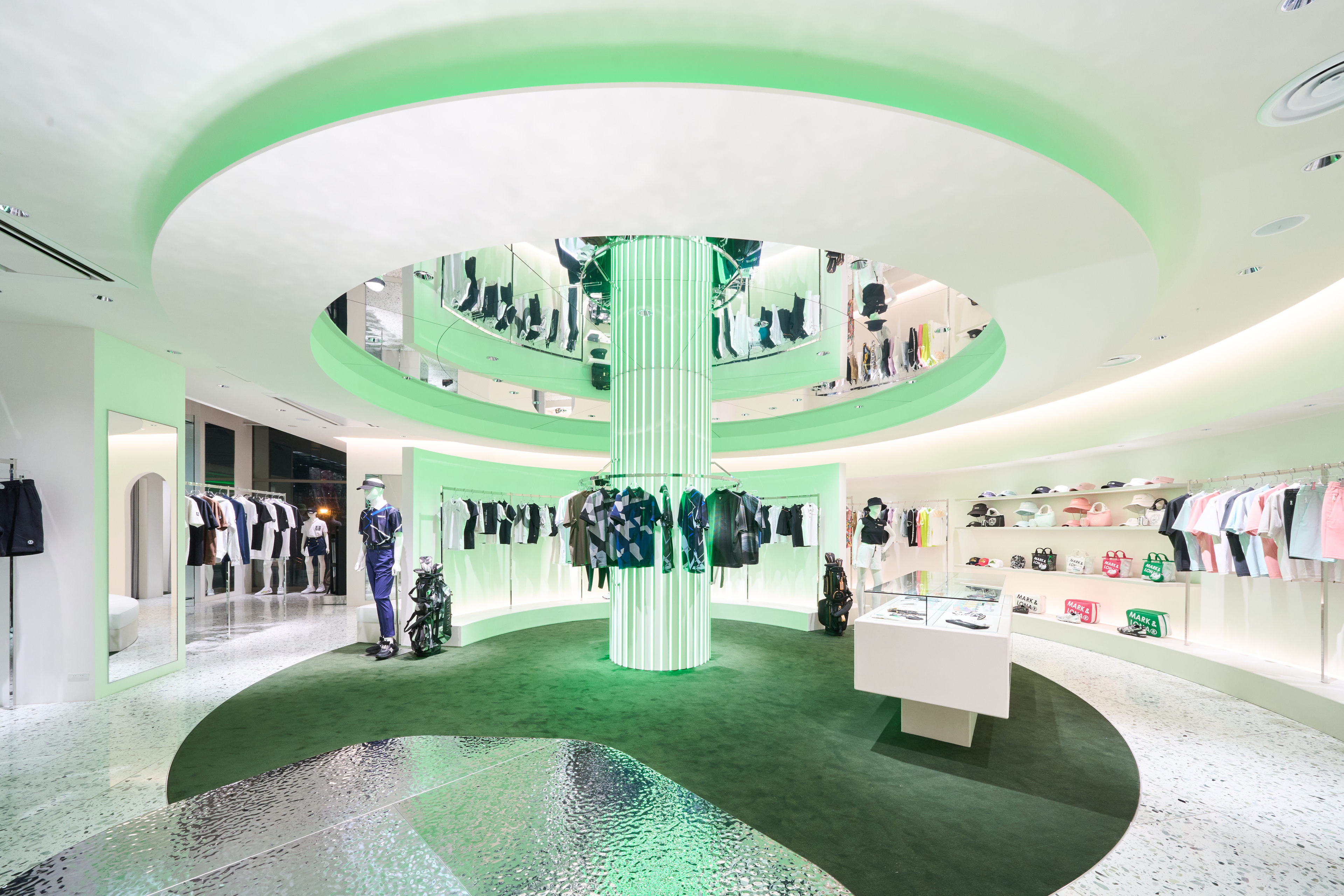MARK & LONA初の路面店「MARK & LONA AOYAMA」にセレブリティが