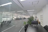 複数の駅からアクセスの良い、開放感のあるオフィスです！