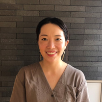 明里 麻美さんのプロフィール