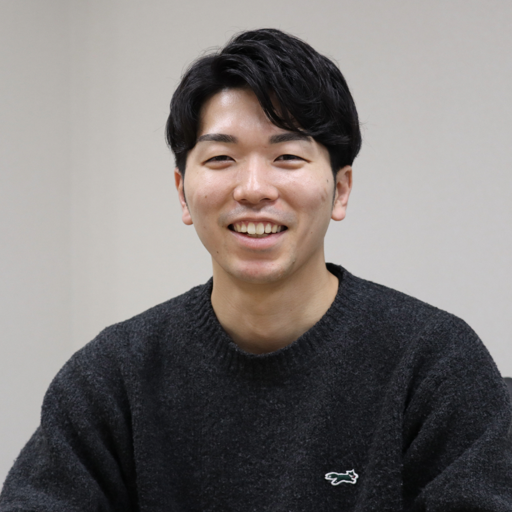 EMoshUでインターンをすることになった経緯について教えてください！