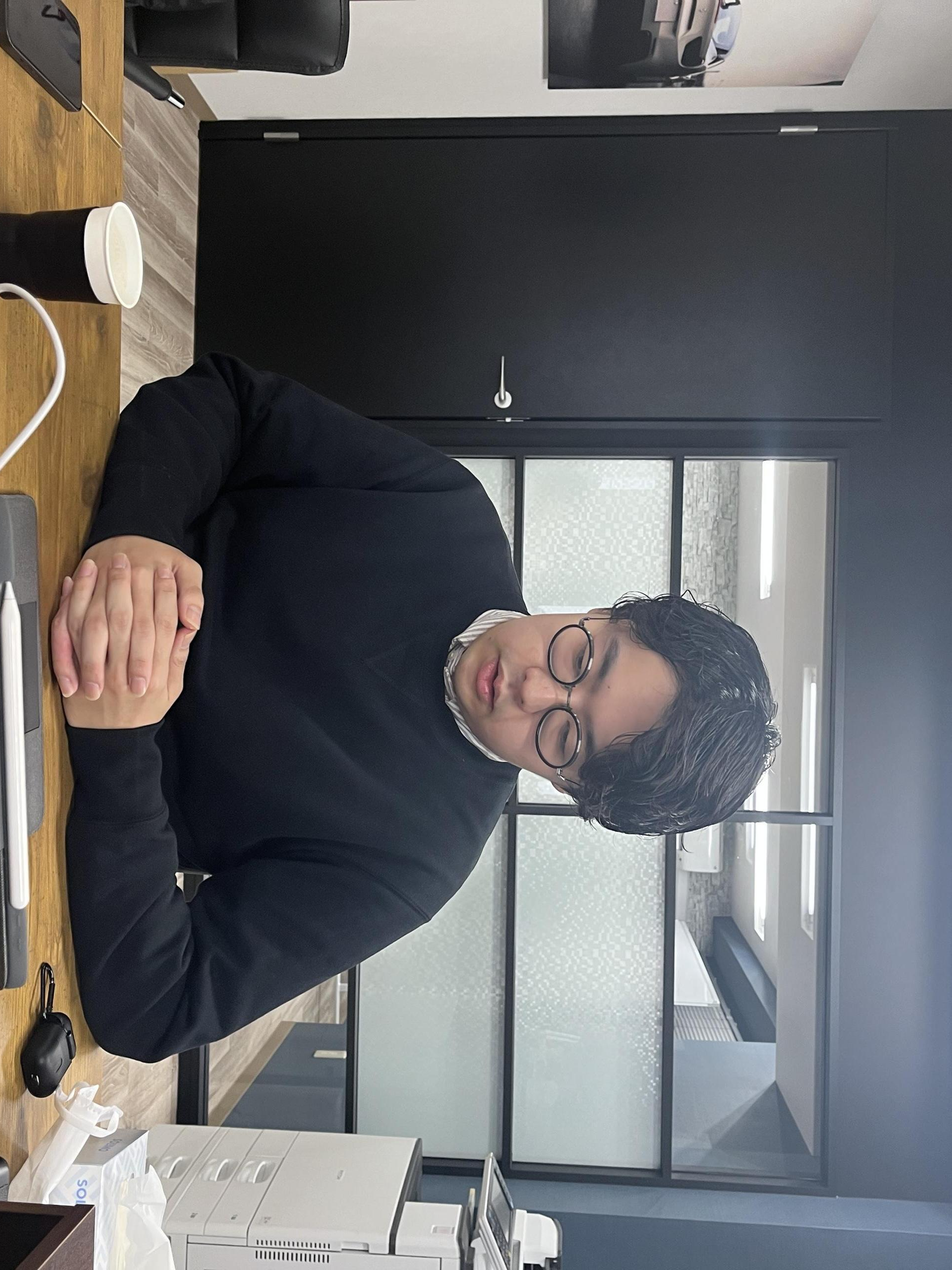 【社内インタビュー第3弾！】Inventive Partnerの社員第9号！社内のお笑い担当！吉岡さんにいろいろ聞いてみた！