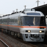 優希 林