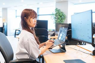 自席での業務も可能です