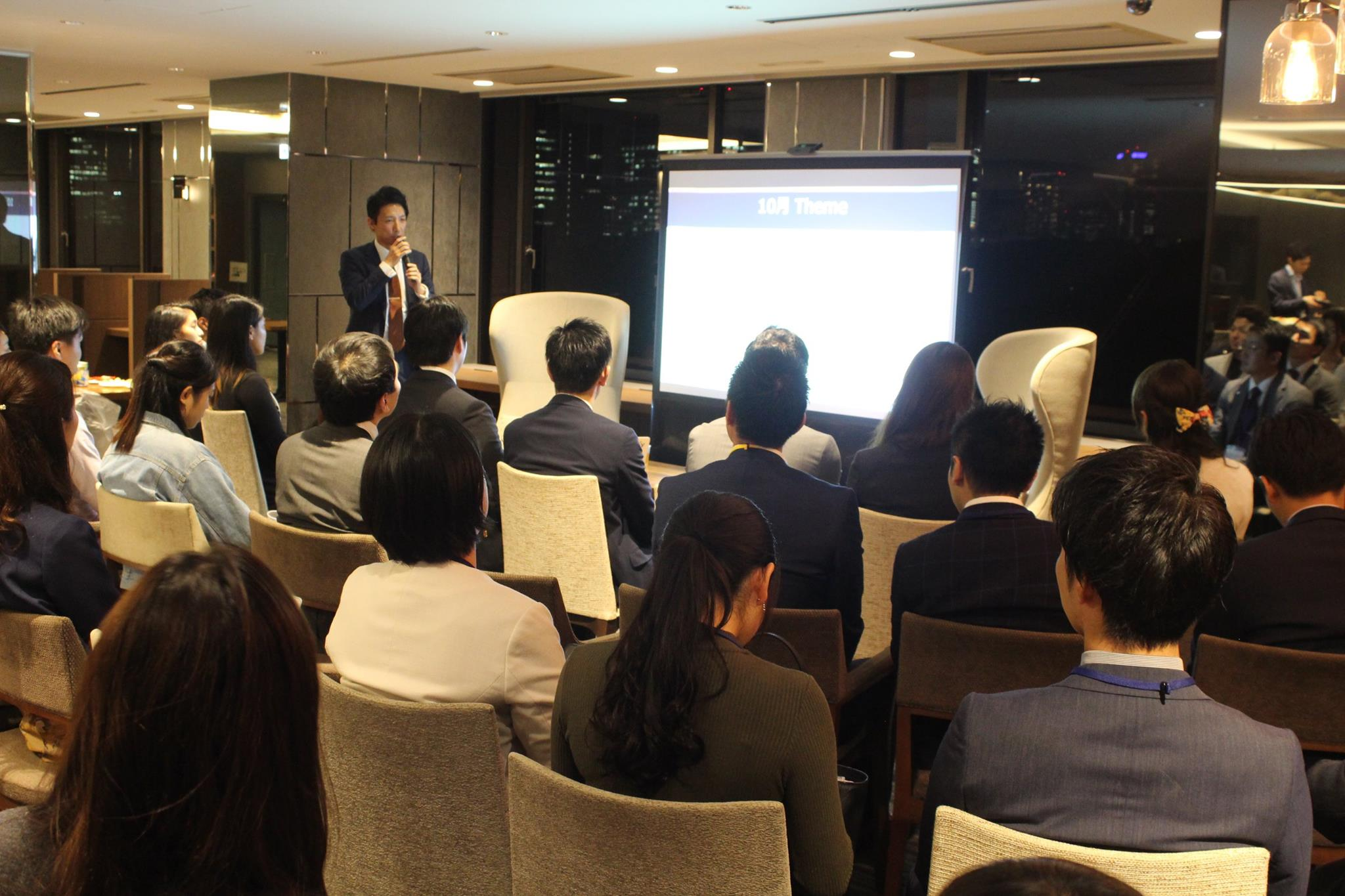 【CIRCULATION LOUNGE　1週年記念】