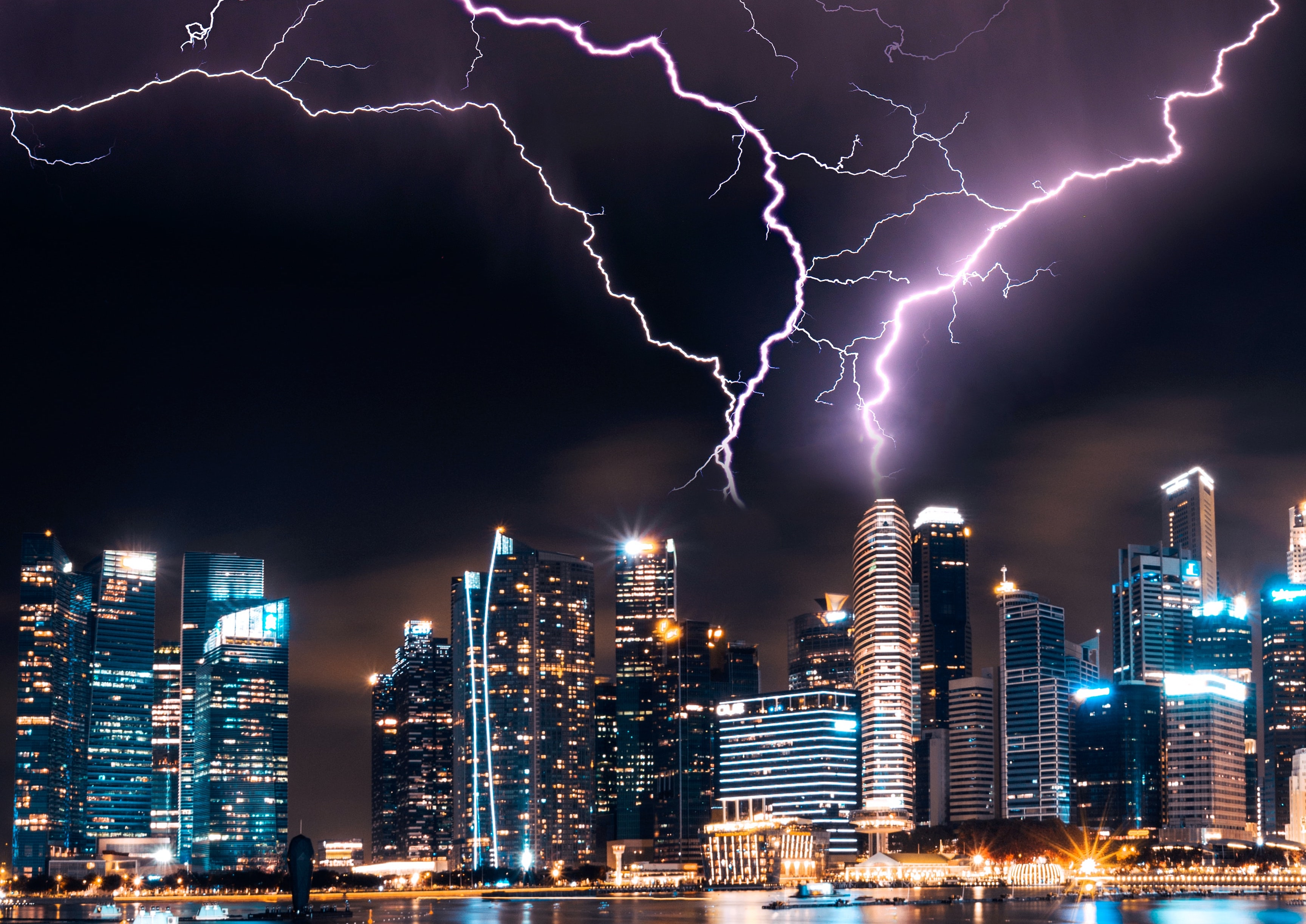 単なるお馬鹿映画かもしれないしそうではなく深さがある気がしないでもないです　ソー:ラブ&サンダー感想