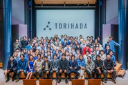 現在、170名のメンバーと共にTORIHADAを生み出しています！