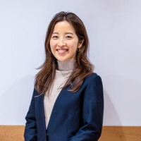 Moe Itakeさんのプロフィール