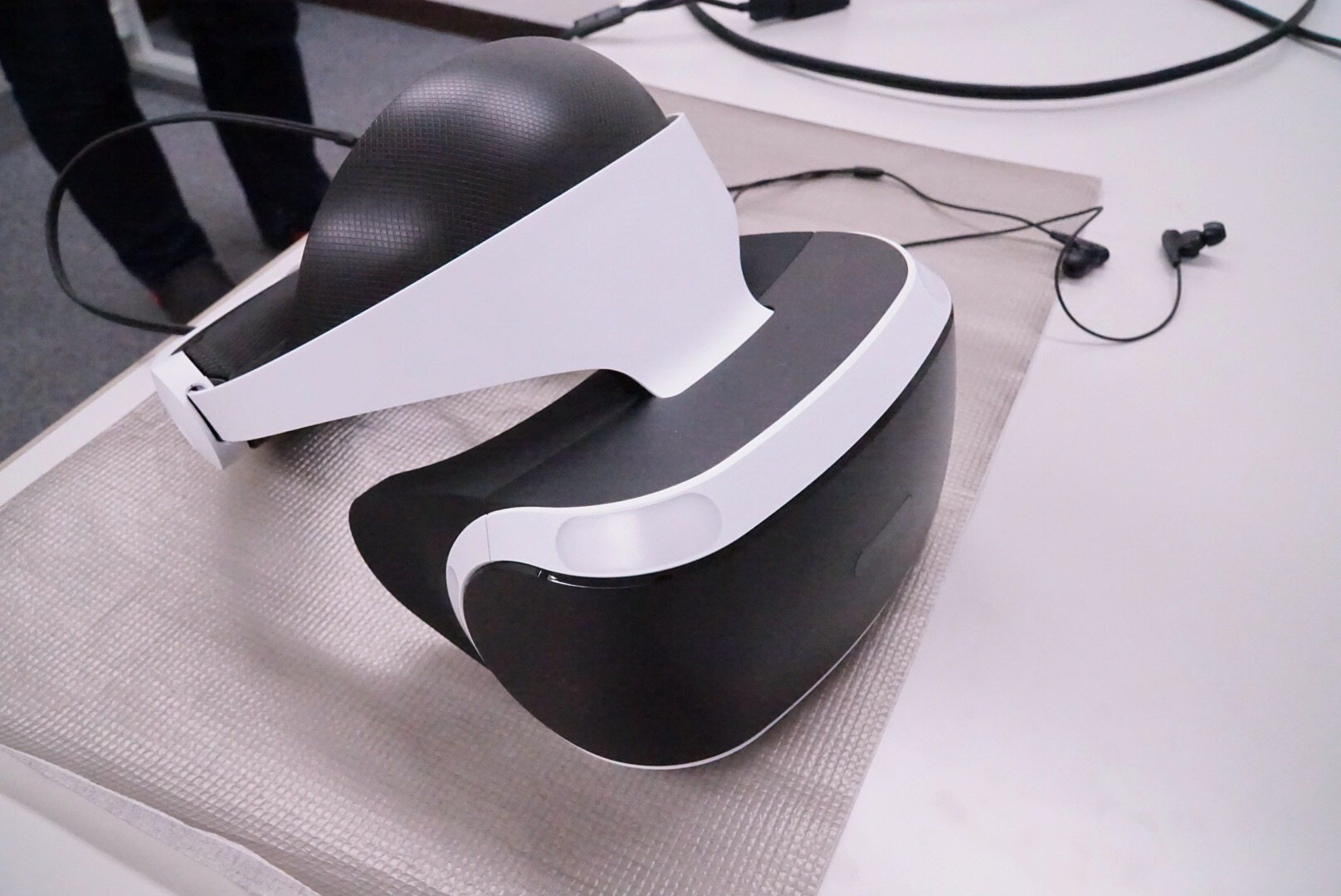 VRアットファイブ始動 01回