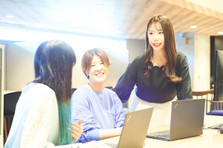 アシスタントWebデザイナー募集｜経験値の高いメンバーから学べます！