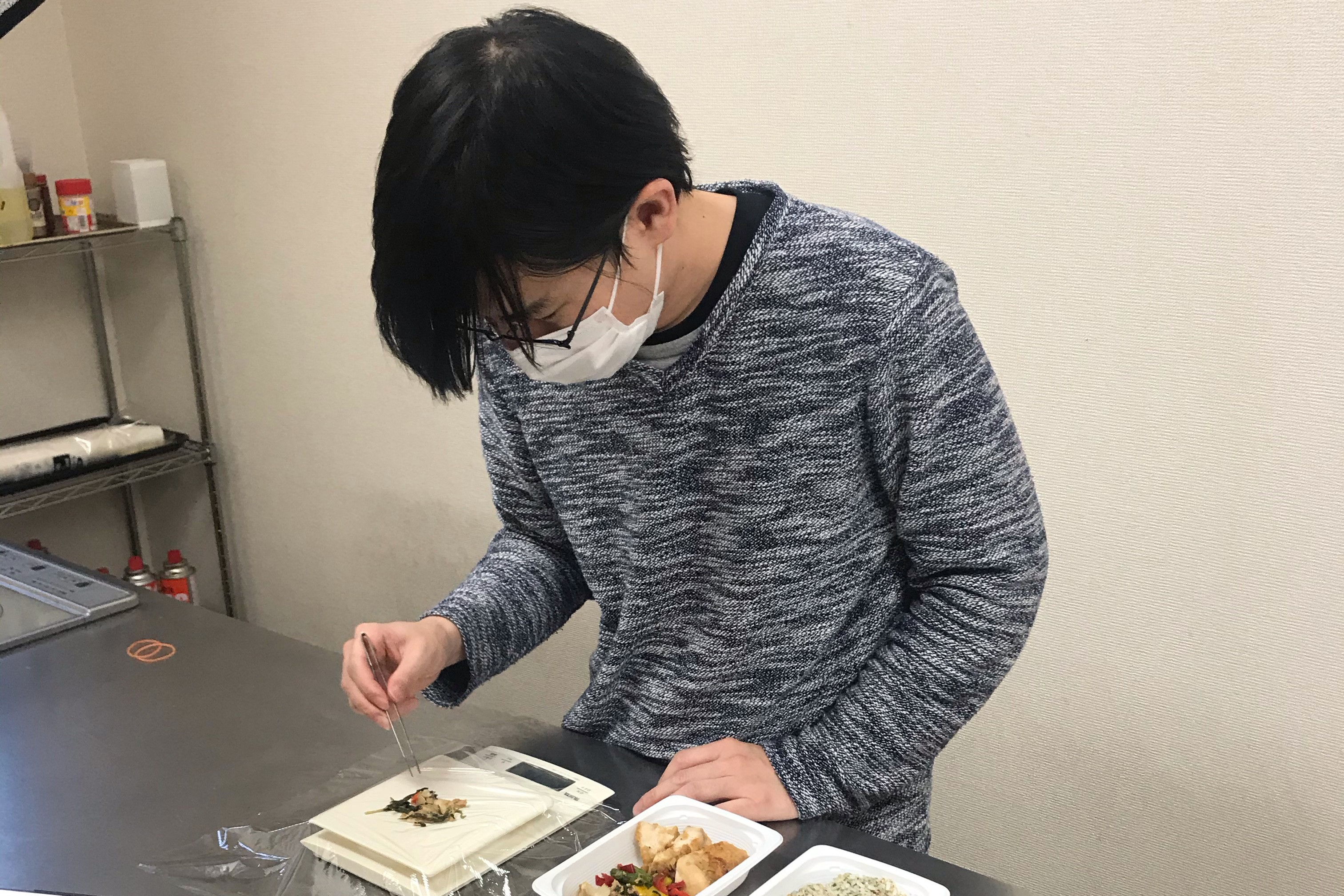 AIVICKのイケメン3人衆、森下、加藤、榎が迫る！”商品管理の番人”藤井の知られざる魅力とは！？