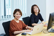 新入社員1人につき1人先輩がつくメンター制度あり◎定期的な1on1ミーティングの実施により、いつでも相談していただける環境があるので安心！