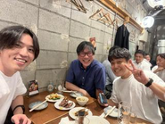 ただ仕事に向き合うだけでは楽しくないので、交流や労いも兼ねて食事会を行っています！