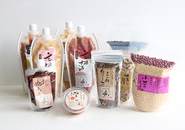 玄米はもちろん、体にやさしい無添加・国産にこだわったオリジナル商品も多数販売。