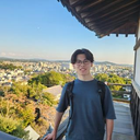 安田 莞爾