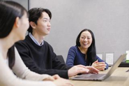 社員平均年齢28歳です。