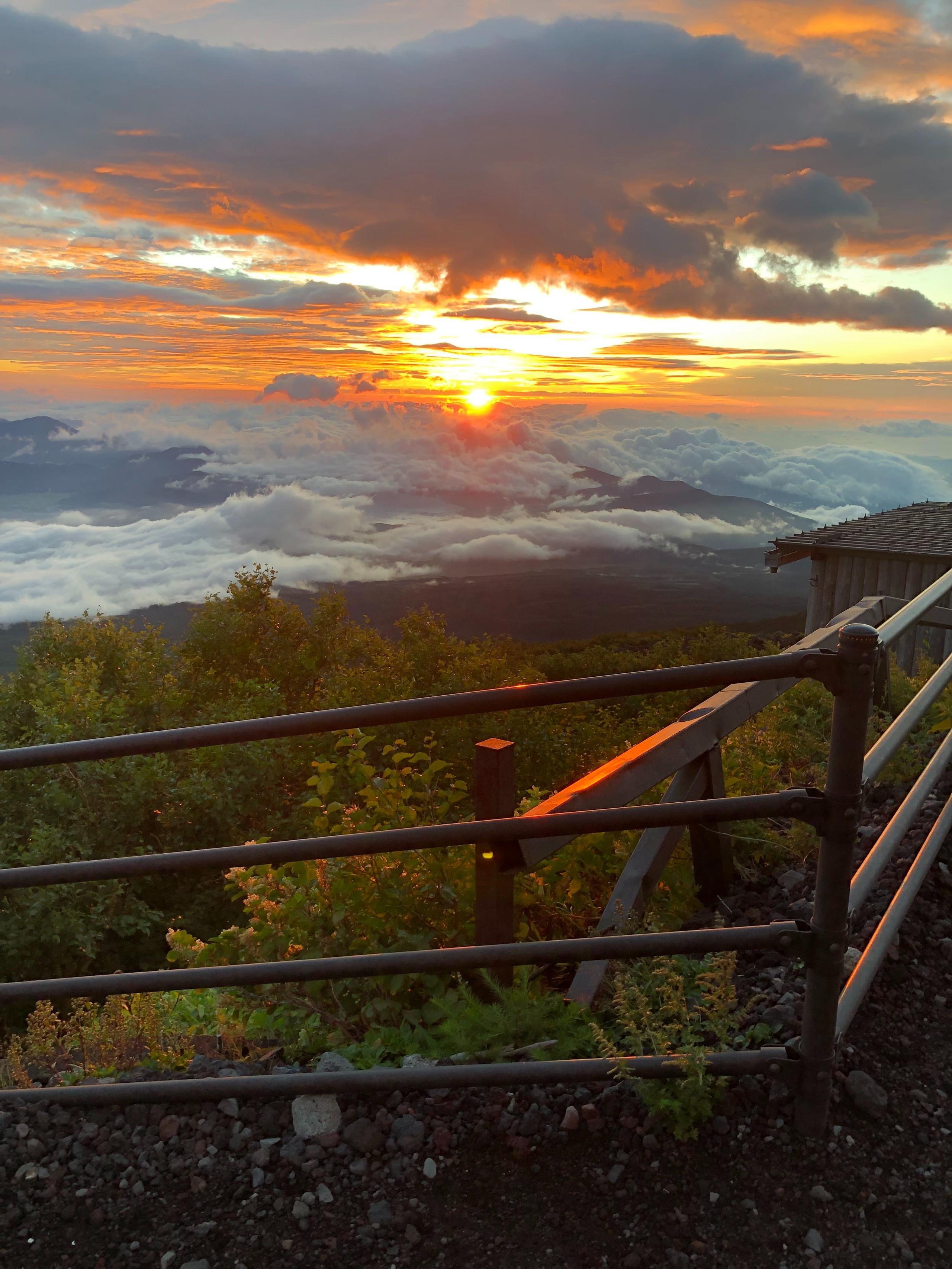 ｢富士登山｣・・・キツすぎっ！！