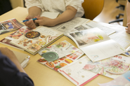 打ち合わせ風景、パンフレットや書籍のレシピ企画を行います