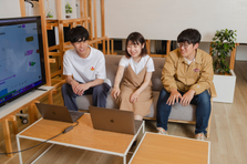 エンタメ×先端テクノロジーで世界を変える！フロントエンドエンジニアを募集