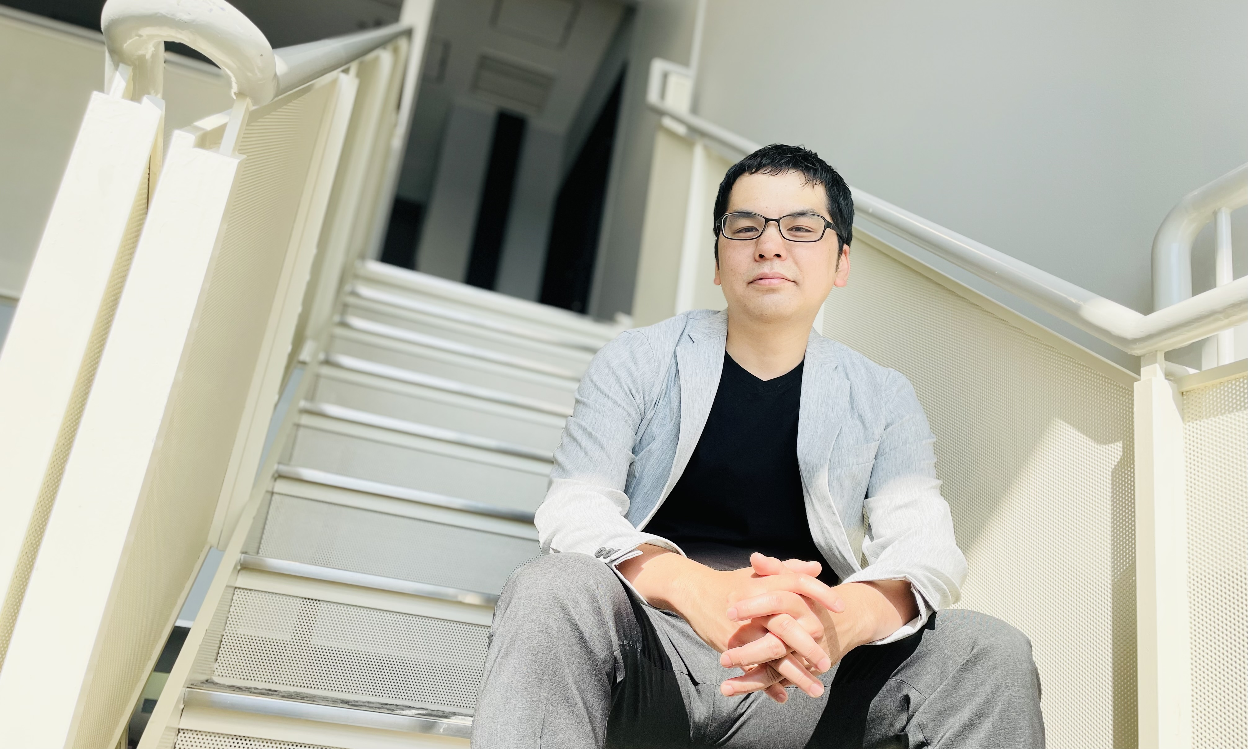 哲学者からAIエンジニアへの転身 ―“実存的な問い”と“社会的な意義”への追求【LABO／社員インタビュー#7】