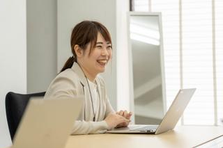 自宅にいながら働ける！自社SaaSプロダクトの法人営業担当を募集