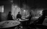 シーシャを嗜みながら会社のこれからについて話したり。