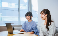 温かな雰囲気の中で情熱を持って仕事に取り組む社風です。