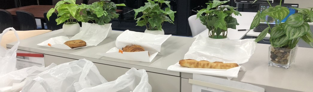 おいしい焼き立てパンをいただきました！🥐