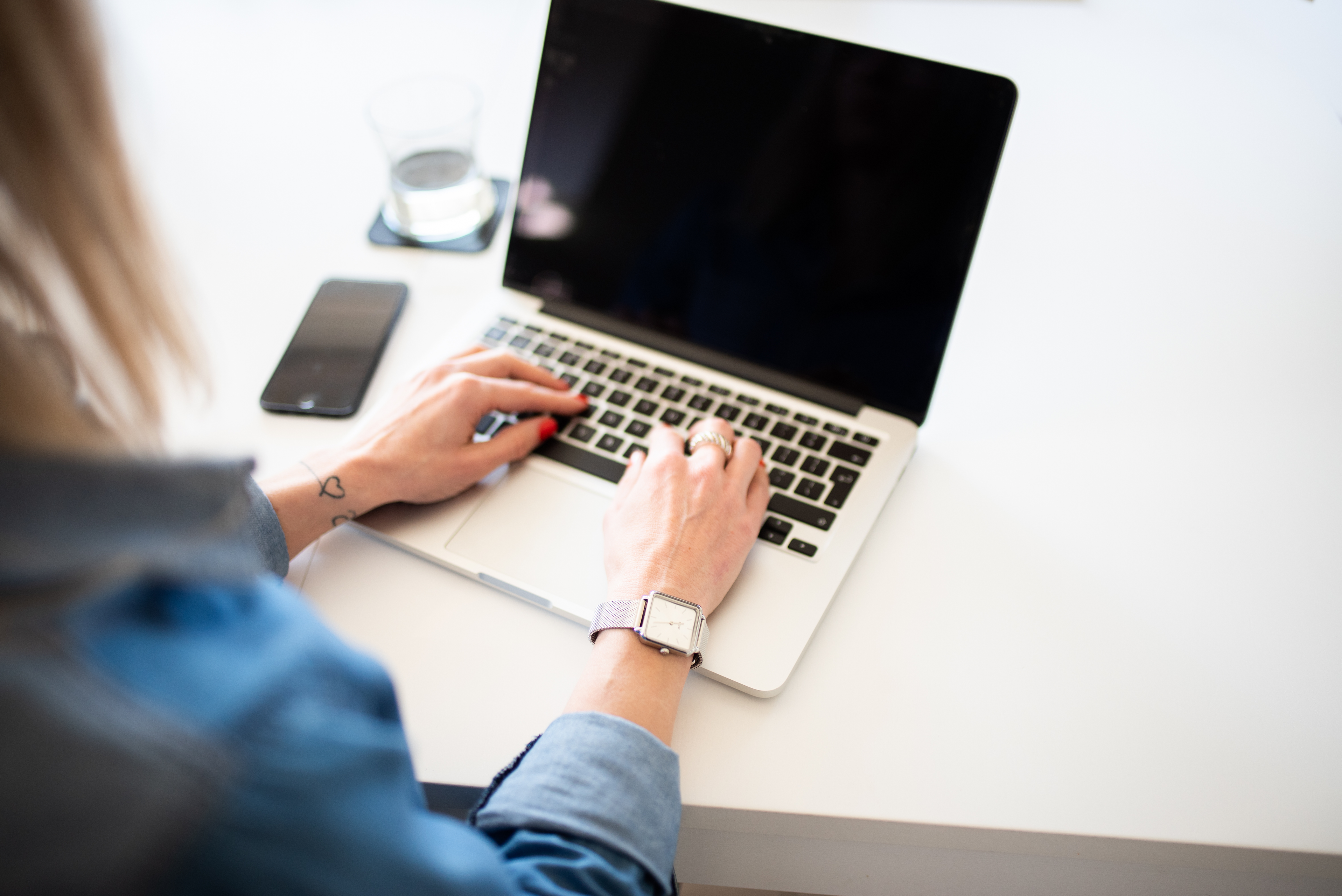 営業職から開発職へ職種変更